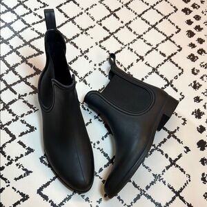 Jeffrey Campbell Black Ankle Boots w/ Elastic Panels - Size 7 Women’s Rain Boots